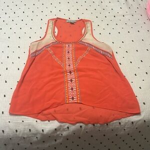 Women top size L flying tomato